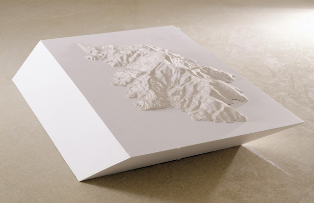 올라보다_120x100x40cm_합성수지목재_2007