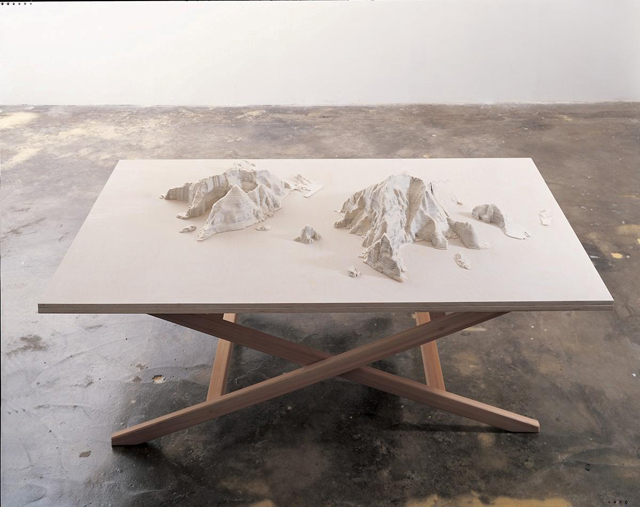 shelter-seascape_지형도-커팅후-모델링_우드락-목재_2005